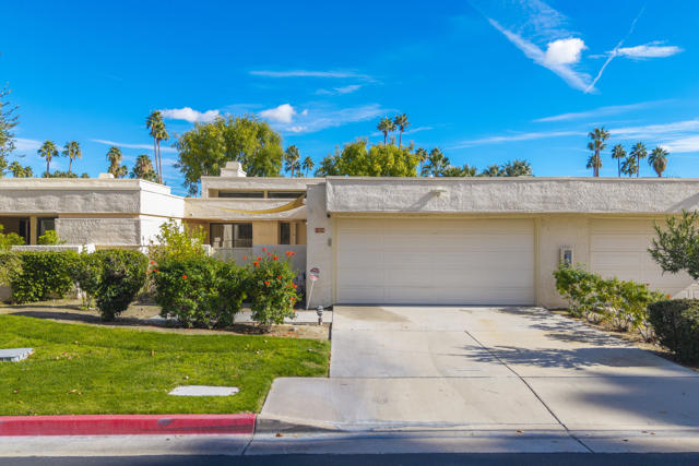 1484 Versailles Drive, Palm Springs, CA 92264