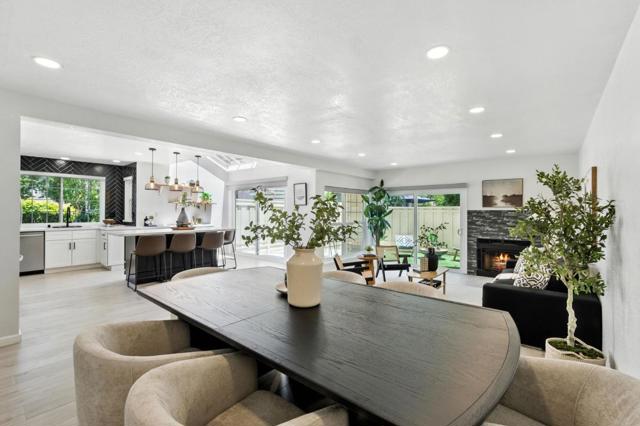 1862 Stratton Circle, Walnut Creek CA: https://media.crmls.org/mediaz/9a5ddd68-ca5f-4039-b374-eb7c4a1c7af7.jpg