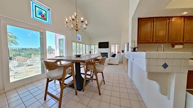 1265 Camino Lorado, San Marcos CA: https://media.crmls.org/mediaz/9a5e7d78-ab5e-434b-aa19-e9c432947342.jpg