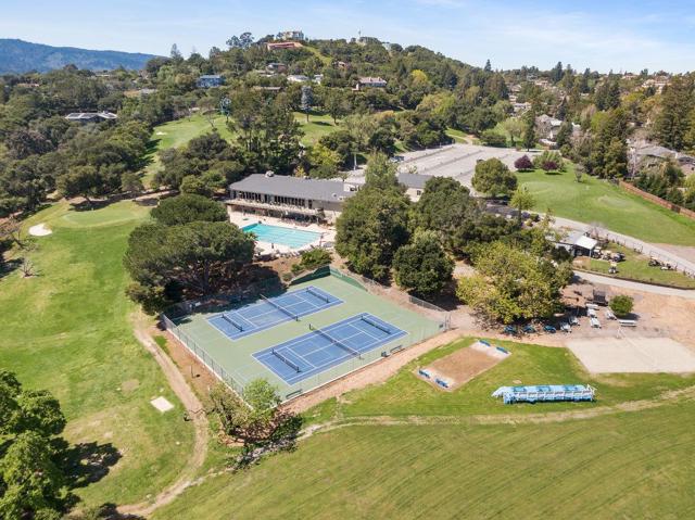 2085 Edgewood Road, Redwood City CA: https://media.crmls.org/mediaz/9a5e942a-46bf-4133-8d33-997af928b3c1.jpg