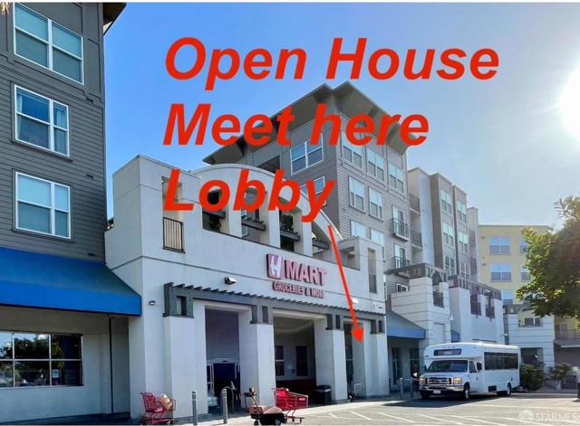 8200 Oceanview Terrace, San Francisco CA: https://media.crmls.org/mediaz/9a5f1cfc-ba9a-40ab-abd4-5cc96da7a7d7.jpg