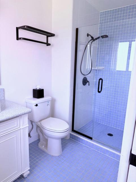 820 Neil Drive, Hollister CA: https://media.crmls.org/mediaz/9a5fb482-6da2-4e48-825b-e7b40f1abd8a.jpg