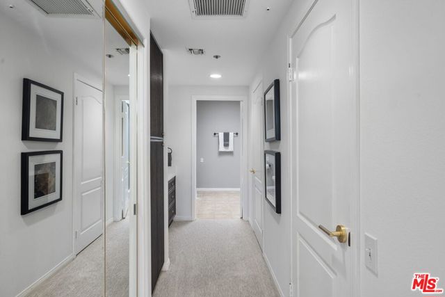11855 Goshen Avenue, Los Angeles CA: https://media.crmls.org/mediaz/9a60730a-ec49-459c-892e-c7f4e503c2bf.jpg