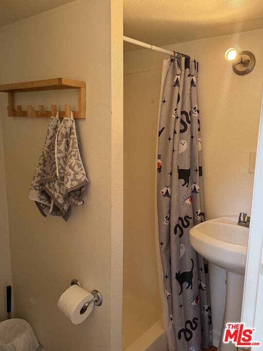360 North Topanga Canyon Boulevard, 2 photo 10