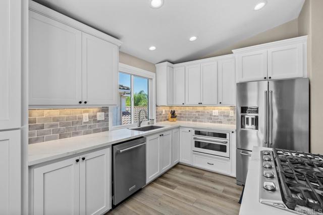 150 Rock Glen Way, Santee CA: https://media.crmls.org/mediaz/9a60e34f-0909-4bbb-8f4d-c8ec4438337f.jpg