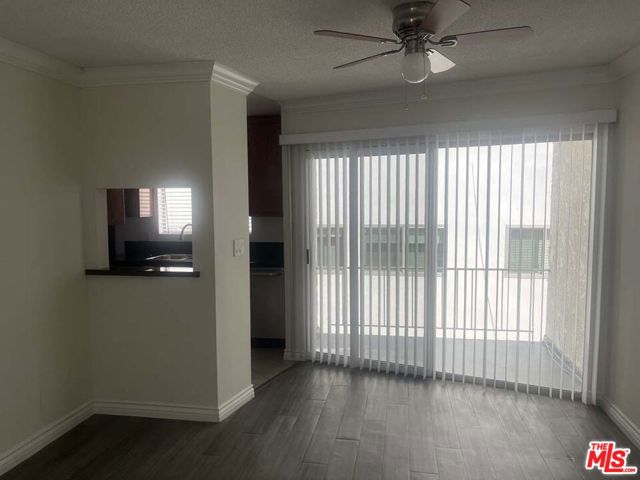 1834 Thayer Avenue, Los Angeles CA: https://media.crmls.org/mediaz/9a62c66b-7c7b-4cb4-a706-9744f8fc279c.jpg