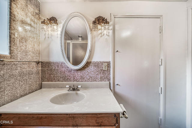 Detail Gallery Image 29 of 44 For 2609 Silver Ridge Ave, Los Angeles,  CA 90039 - 2 Beds | 2 Baths
