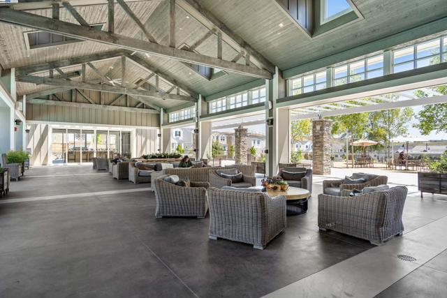 4440 Pine Mountain Way, Dublin CA: https://media.crmls.org/mediaz/9a630cb6-c068-4298-9f84-f5110f5dbad2.jpg