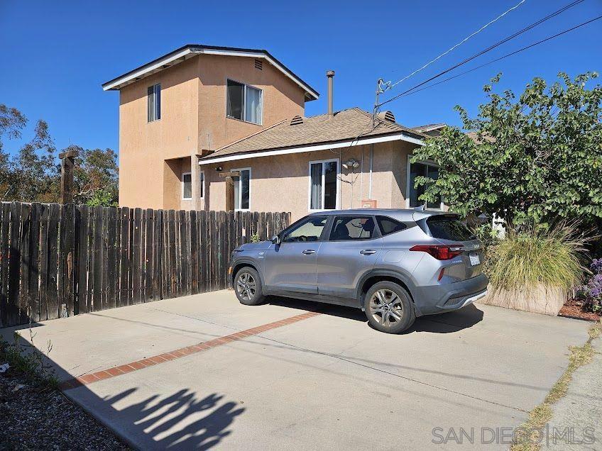 4076 Manzanita Dr - photo 2
