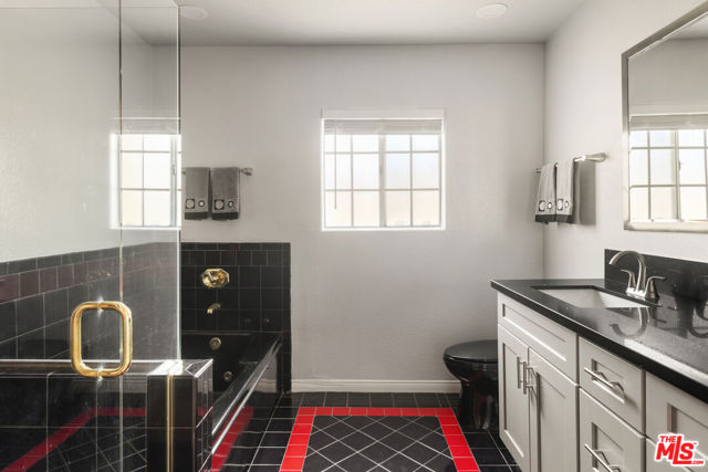 10630 Moorpark Street, North Hollywood CA: https://media.crmls.org/mediaz/9a6451fe-dae8-44ae-8932-38eef40b5f83.jpg