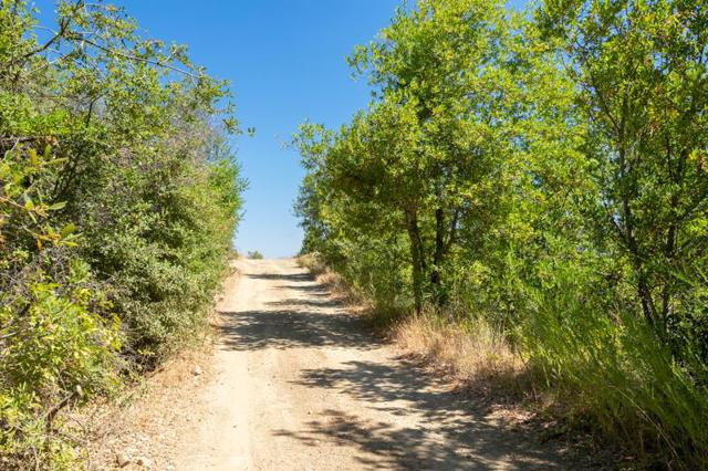 924 Croy Ridge Road, Gilroy CA: https://media.crmls.org/mediaz/9a65b7e2-8216-44af-a6a1-16c752d5092f.jpg