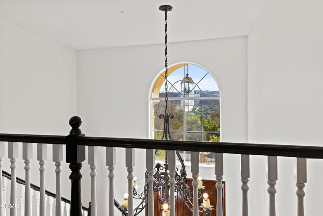 Detail Gallery Image 33 of 48 For 13045 Ripple Creek Ln, Camarillo,  CA 93012 - 5 Beds | 3/1 Baths