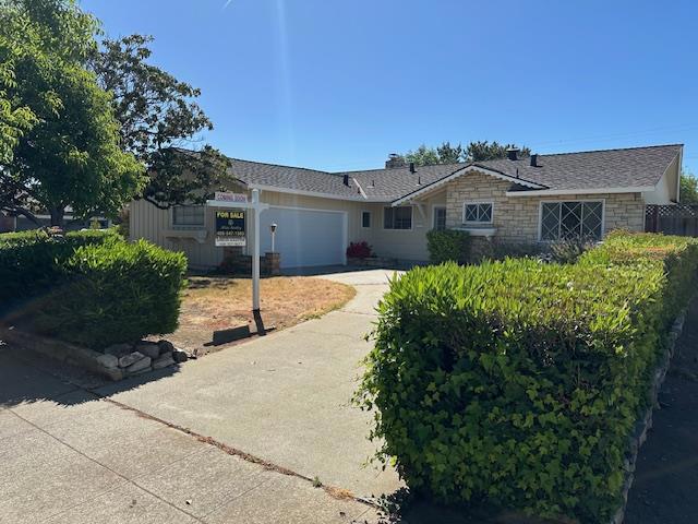 1970 Assunta Way, San Jose CA: https://media.crmls.org/mediaz/9a6863bf-fb46-4d5b-a5f3-f37fd5f9bba1.jpg