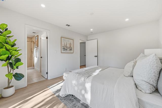 3790 Ruskin Pl, Fremont CA: https://media.crmls.org/mediaz/9a6884f3-4b45-418a-9fef-4119b0fb3727.jpg