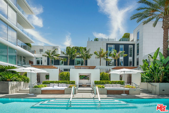 9000 W 3rd Street, Los Angeles CA: https://media.crmls.org/mediaz/9a6a07e3-ba81-4919-b6f2-69d566dc1b95.jpg