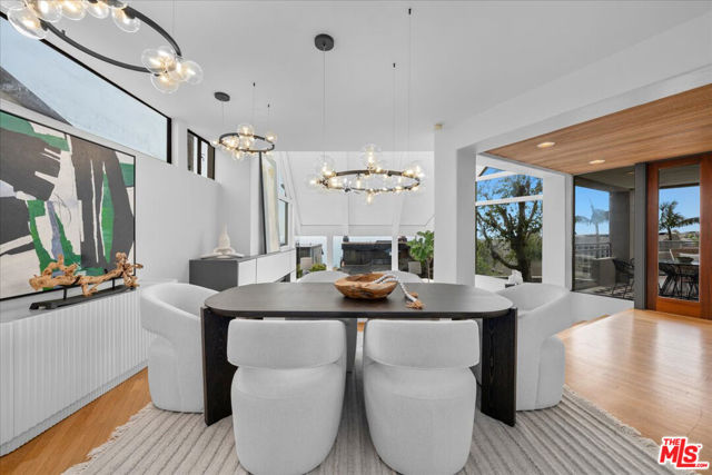 741 Marlin, Laguna Beach CA: https://media.crmls.org/mediaz/9a6a2efb-be72-4c8c-b68a-084cd1a9bcba.jpg