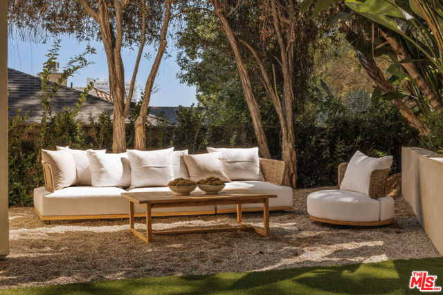 3 Bed Home for Sale in Los Angeles, California