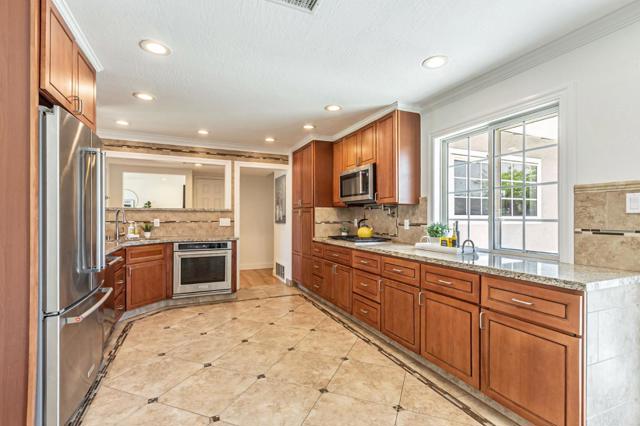 602 Azule Avenue, San Jose CA: https://media.crmls.org/mediaz/9a6a786a-1de8-4248-9863-f7f9d65cdc8d.jpg