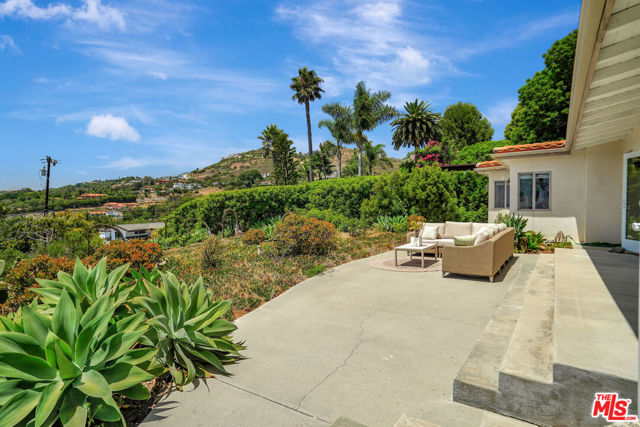 Drew Fenton | 27104 Sea Vista Drive Malibu CA | MLS: 7269176