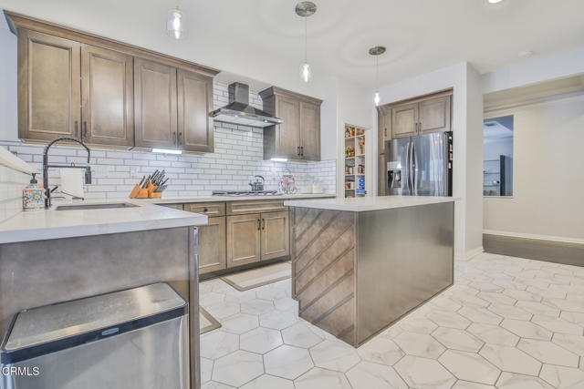 Detail Gallery Image 25 of 51 For 12492 Altura Dr, Rancho Cucamonga,  CA 91739 - 3 Beds | 3 Baths