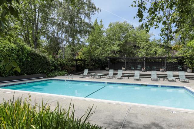 1290 Sharon Park Drive, Menlo Park CA: https://media.crmls.org/mediaz/9a6b6047-2721-4928-a680-0df270cd5b8c.jpg