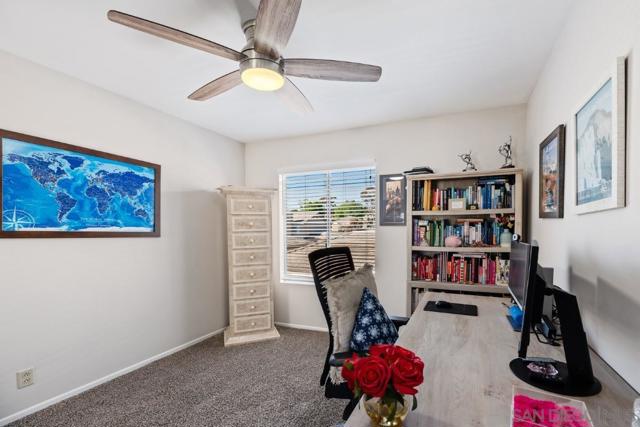 3731 Caminito Carmel Lndg, San Diego CA: https://media.crmls.org/mediaz/9a6b7b6e-e254-4282-8b8d-b779c9caf46f.jpg