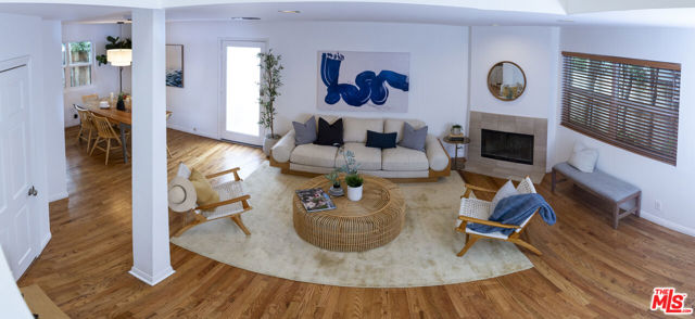 654 Broadway Street photo 24