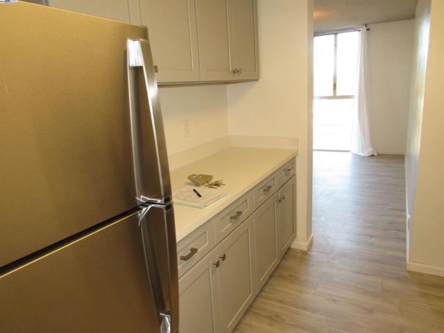 3909 Stevenson Blvd, Fremont CA: https://media.crmls.org/mediaz/9a6c1728-a59d-4015-aeed-b1a427404b41.jpg