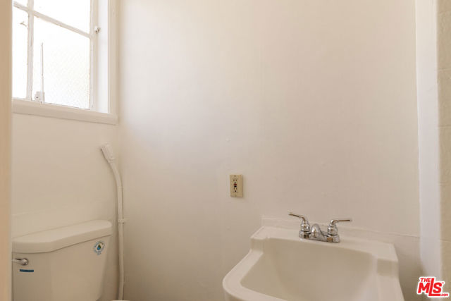  Commercial for Sale in North Hollywood, California
