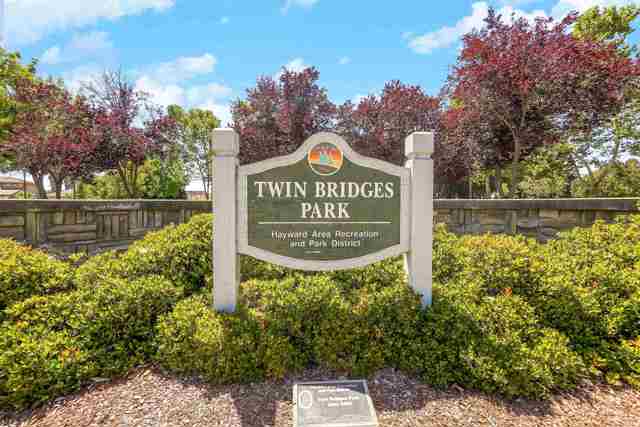 Image 41 of 44 For 327 Brookview Way