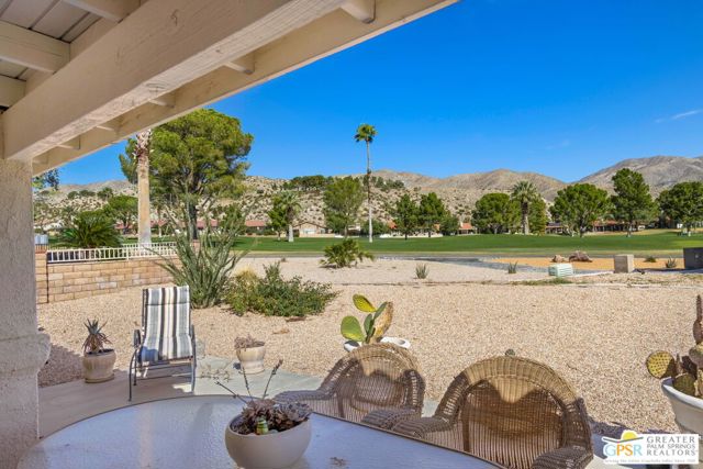 64670 Pinehurst Circle, Desert Hot Springs CA: https://media.crmls.org/mediaz/9a6f86bd-3210-4380-b373-a56a139d8a5a.jpg