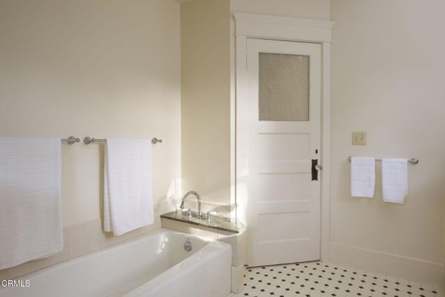 1813 Wayne Avenue, South Pasadena CA: https://media.crmls.org/mediaz/9a70695d-d545-4e80-9455-7c1282bf9b1b.jpg