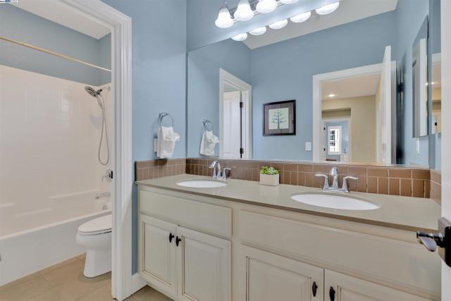 Image 44 of 60 For 3956 Jordan Ranch Dr
