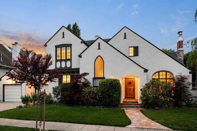 245 Chapin Lane, Burlingame CA: https://media.crmls.org/mediaz/9a714b8f-3f92-4999-8f30-91a999aae60a.jpg