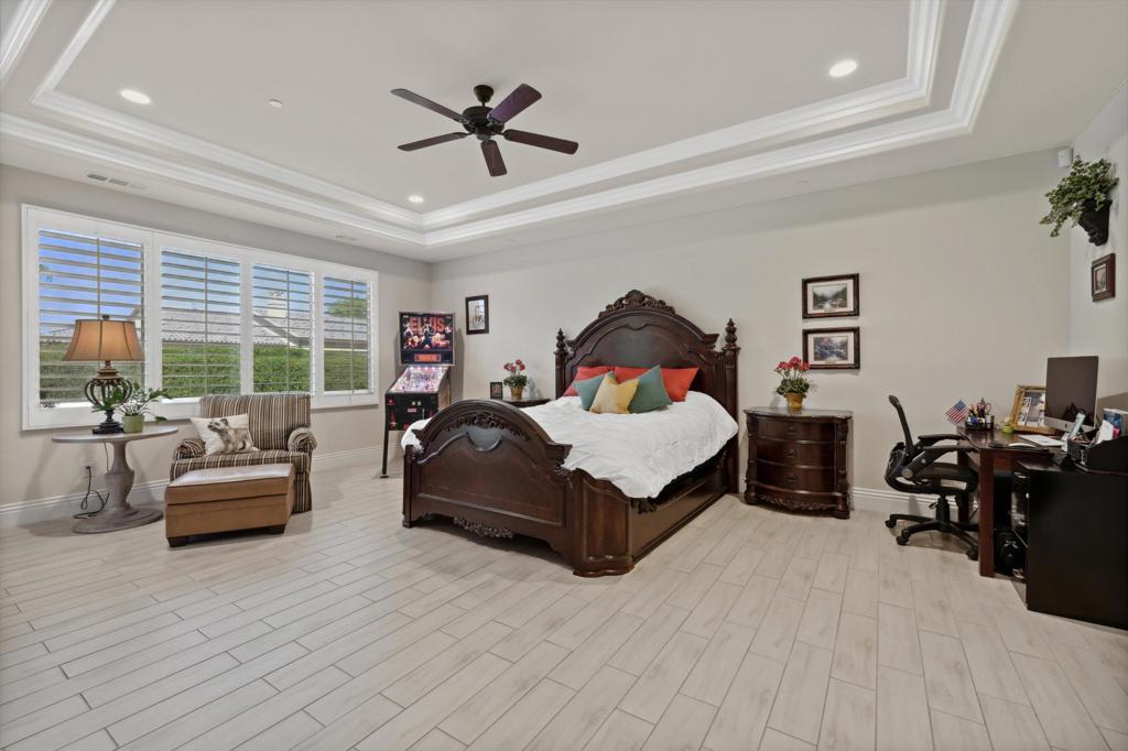 MLS #219136316DA image #16