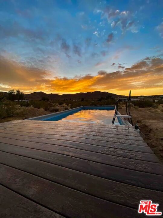 62177 Jericho Way, Joshua Tree CA: https://media.crmls.org/mediaz/9a73cf99-9c15-47ca-bc13-9da1449e47ec.jpg