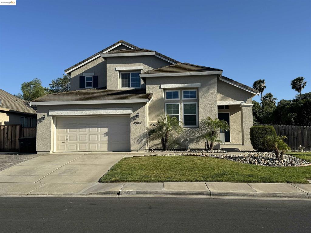 4507 Cove Ln