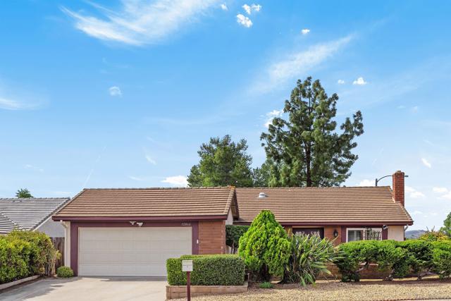 12866 SUMMERFIELD LN, Poway, California 92064, 4 Bedrooms Bedrooms, ,2 BathroomsBathrooms,Single Family Residence,For Sale,SUMMERFIELD LN,250020251SD