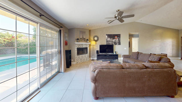 78835 Lowe Drive, La Quinta CA: https://media.crmls.org/mediaz/9a743a38-9213-4235-b0c5-97367d805164.jpg