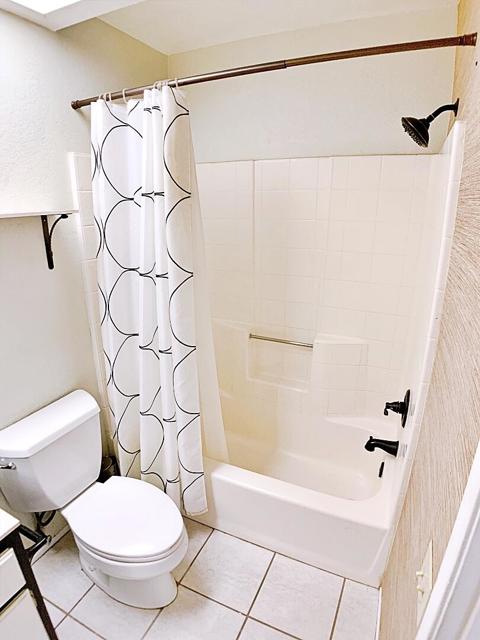 49035 Serenata Court, La Quinta CA: https://media.crmls.org/mediaz/9a752435-c4d2-4c82-9b5e-4fd252169680.jpg