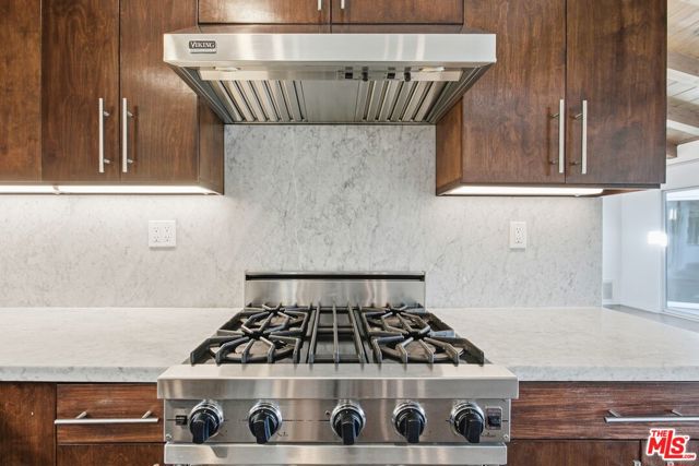 3476 Troy Drive, Los Angeles CA: https://media.crmls.org/mediaz/9a76d36f-b60a-4ecf-a644-8debbd3e4183.jpg