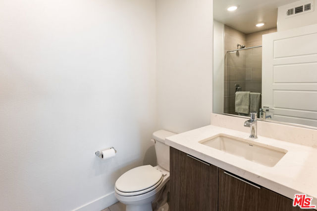 5258 Bainbridge Place photo 22