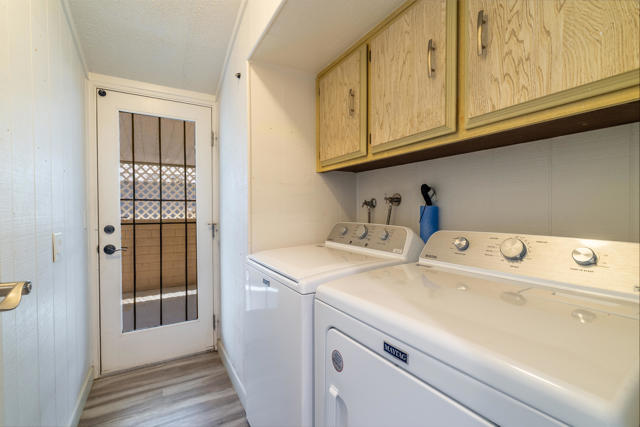14 International Boulevard, Rancho Mirage CA: https://media.crmls.org/mediaz/9a776312-3c3d-44ac-9492-0b27c95ca338.jpg