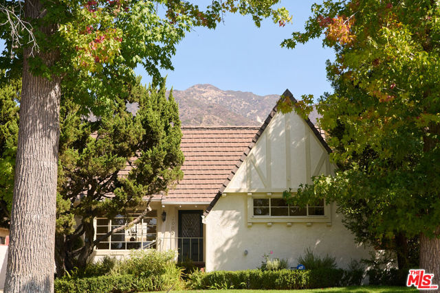 2005 Chilton Drive photo 1