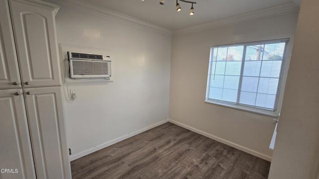 Detail Gallery Image 6 of 26 For 1483 N Altadena Dr, Pasadena,  CA  - 2 Beds | 1 Baths