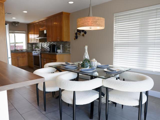 27941 Emerson Avenue, Hayward CA: https://media.crmls.org/mediaz/9a783079-190a-45d2-bd15-347ba3525f21.jpg