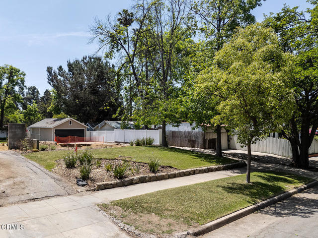 Detail Gallery Image 2 of 16 For 680 E Highland St, Pasadena,  CA 91104 - 0 Beds | 0 Baths