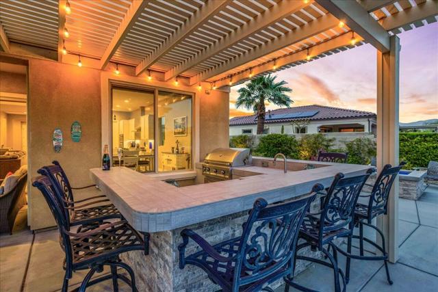72 Barolo, Rancho Mirage CA: https://media.crmls.org/mediaz/9a7a2d0e-7a5d-48af-b1bb-7fe8b79f0b37.jpg