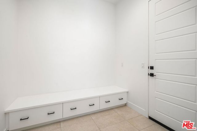 57660 Cherrywood Place, La Quinta CA: https://media.crmls.org/mediaz/9a7b4596-bc81-4cc4-8b59-3866a49fd773.jpg