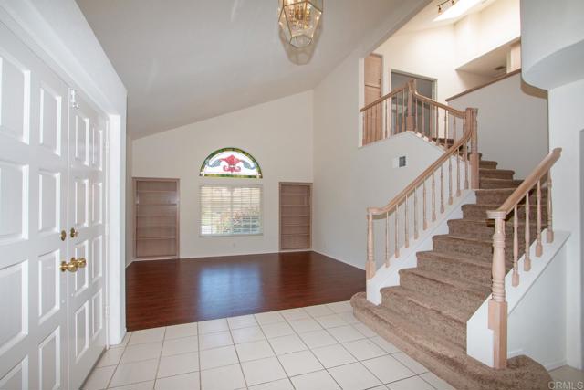 Detail Gallery Image 8 of 50 For 344 via Del Astro, Oceanside,  CA 92057 - 4 Beds | 2/1 Baths